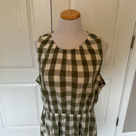 Sleeveless summer plaid dress - Picture 10 of 14